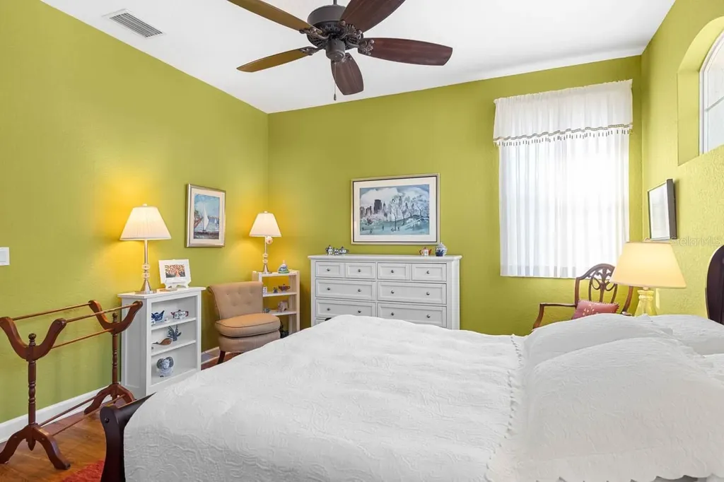 1338 Emerald Dunes Drive Sun City Center FL 33573