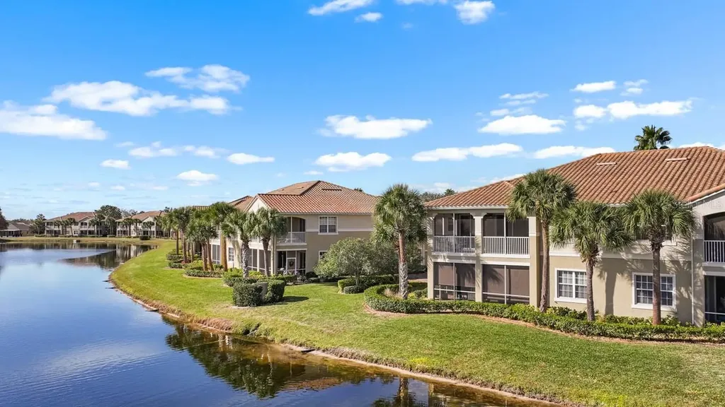 1338 Emerald Dunes Drive Sun City Center FL 33573