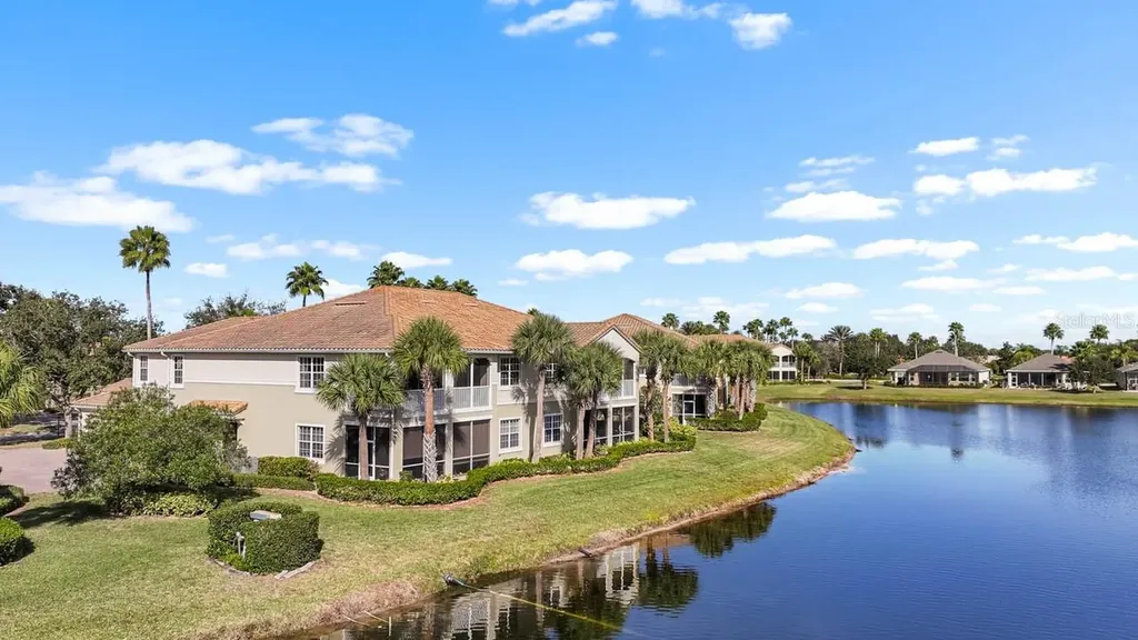 1338 Emerald Dunes Drive Sun City Center FL 33573