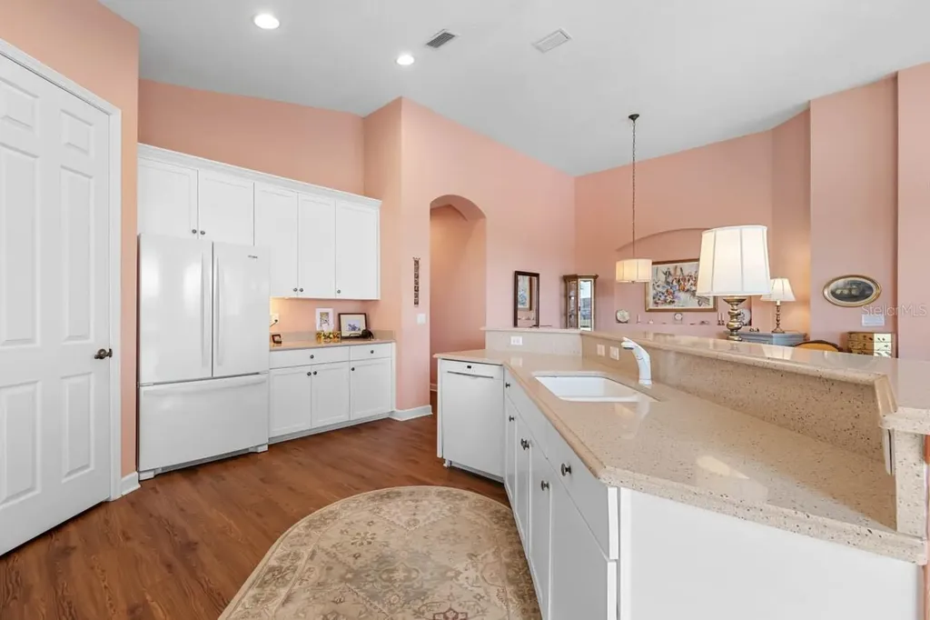 1338 Emerald Dunes Drive Sun City Center FL 33573