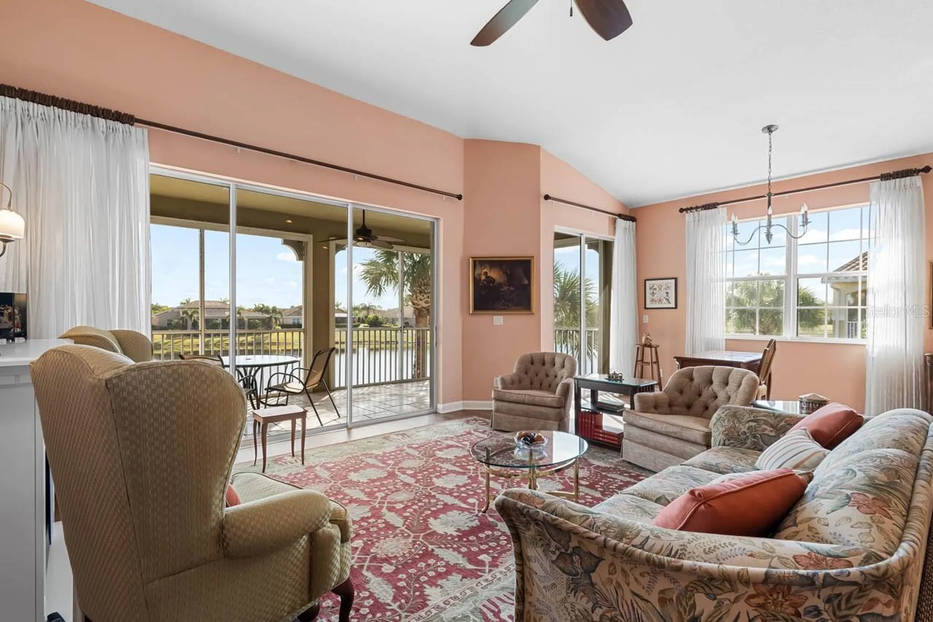 1338 Emerald Dunes Drive Sun City Center FL 33573