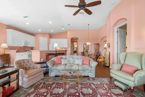 1338 Emerald Dunes Drive Sun City Center FL 33573