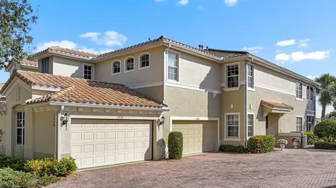 1338 Emerald Dunes Drive Sun City Center FL 33573