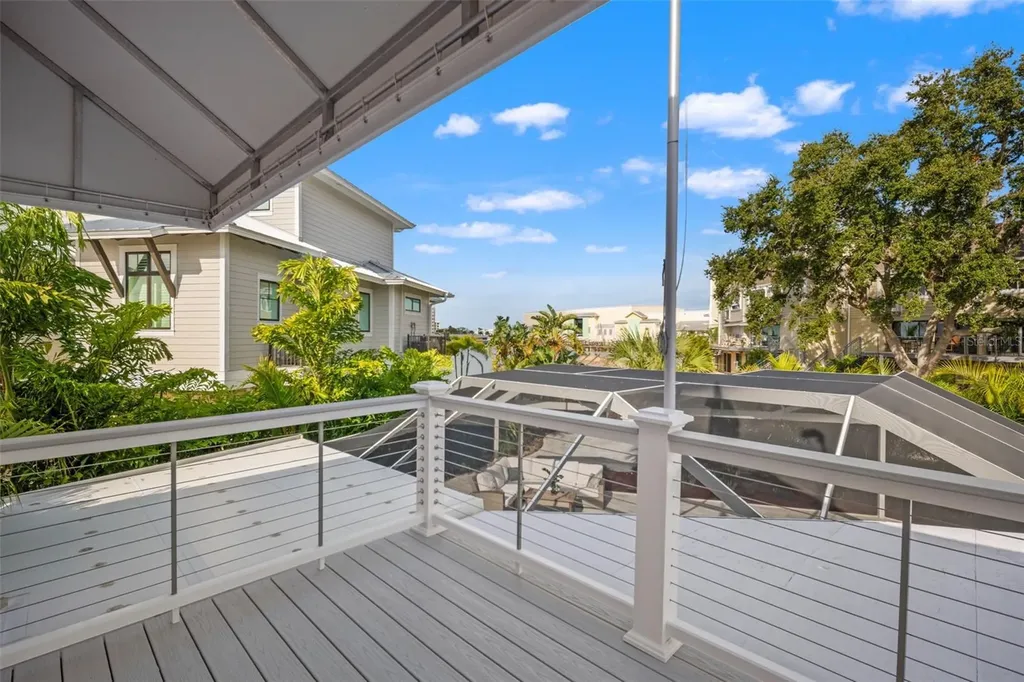 536 Baywood Drive N Dunedin FL 34698