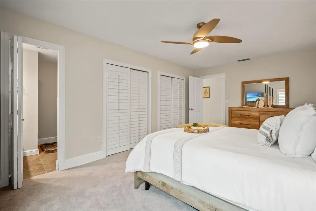 536 Baywood Drive N Dunedin FL 34698
