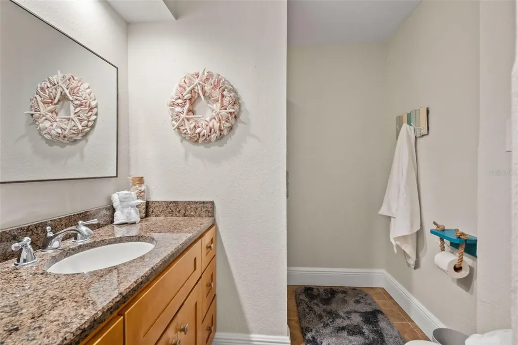 536 Baywood Drive N Dunedin FL 34698