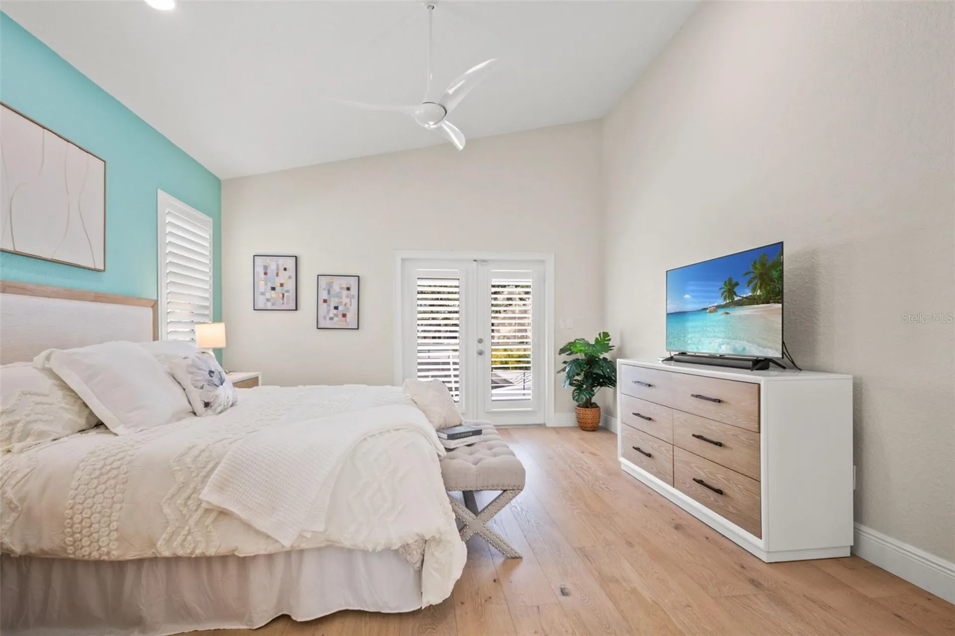 536 Baywood Drive N Dunedin FL 34698
