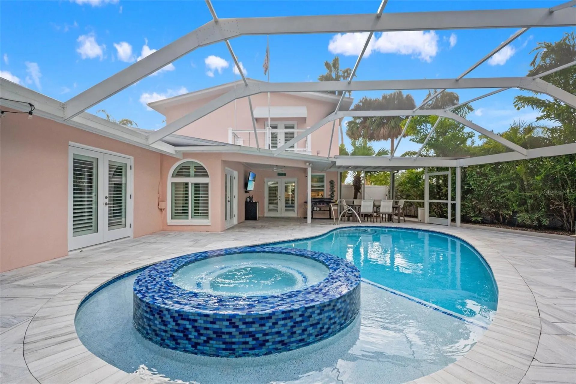 536 Baywood Drive N Dunedin FL 34698