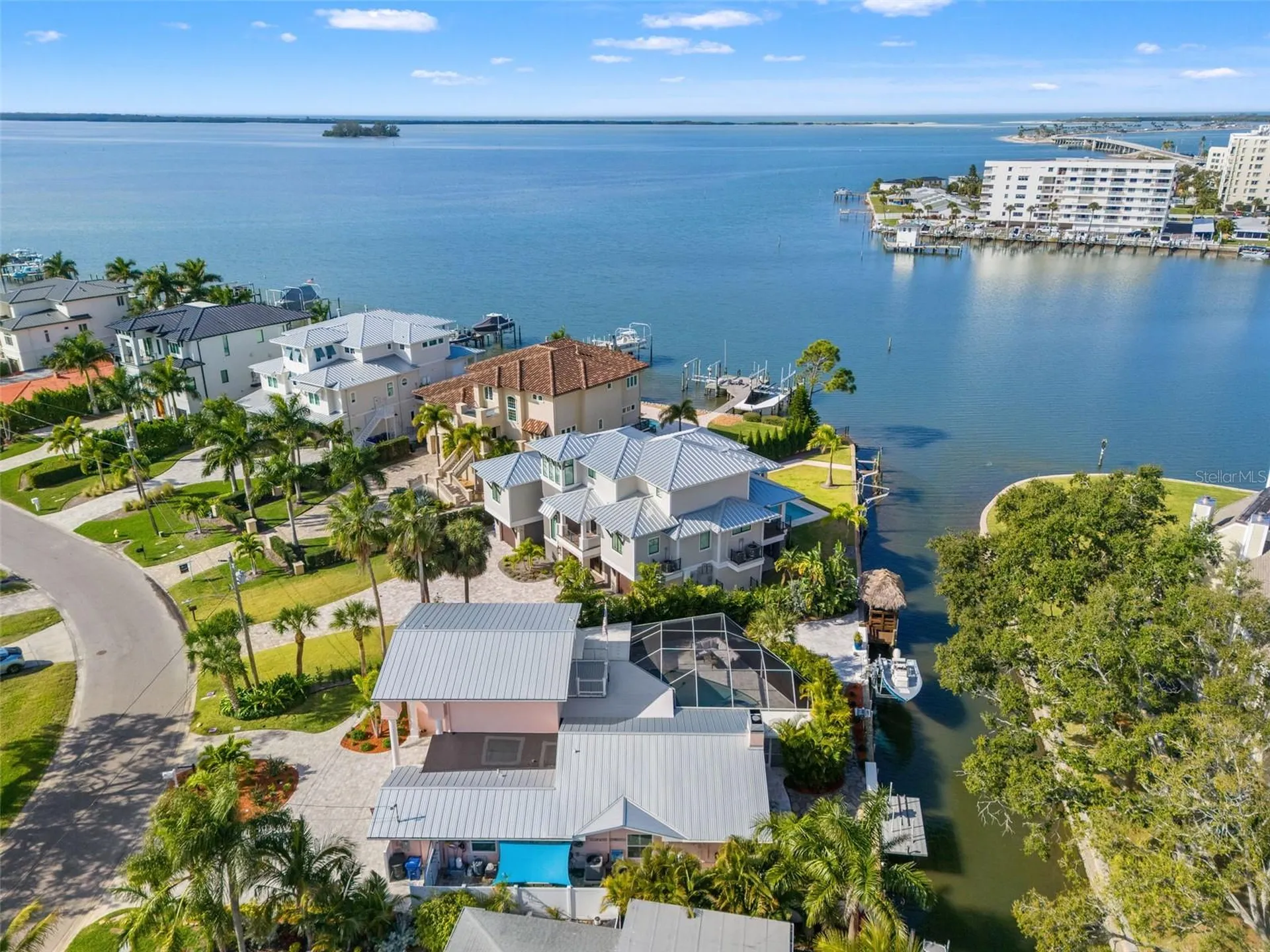 536 Baywood Drive N Dunedin FL 34698
