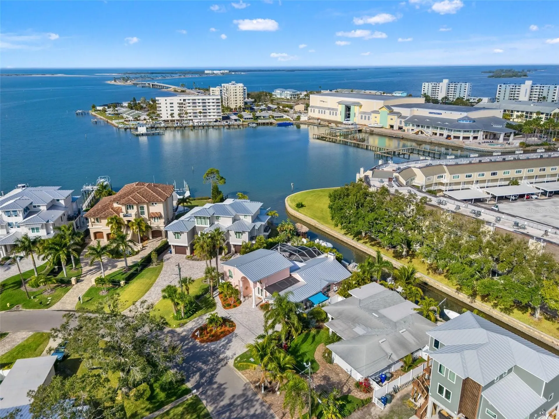 536 Baywood Drive N Dunedin FL 34698