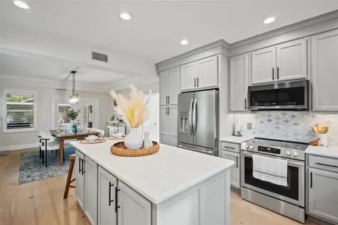 536 Baywood Drive N Dunedin FL 34698