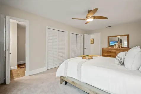 536 Baywood Drive N Dunedin FL 34698