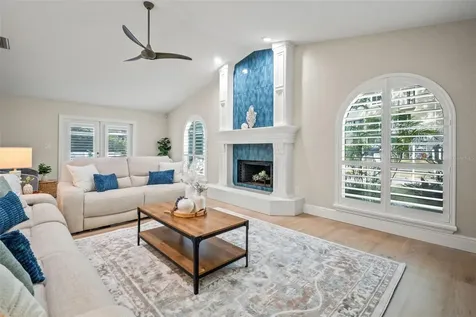 536 Baywood Drive N Dunedin FL 34698