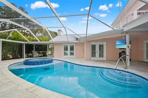 536 Baywood Drive N Dunedin FL 34698