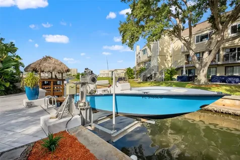 536 Baywood Drive N Dunedin FL 34698