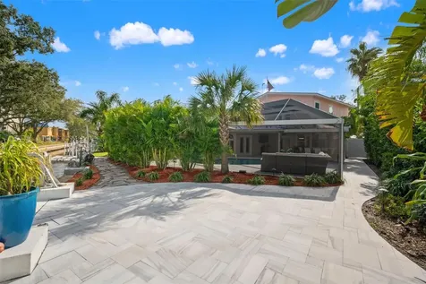 536 Baywood Drive N Dunedin FL 34698