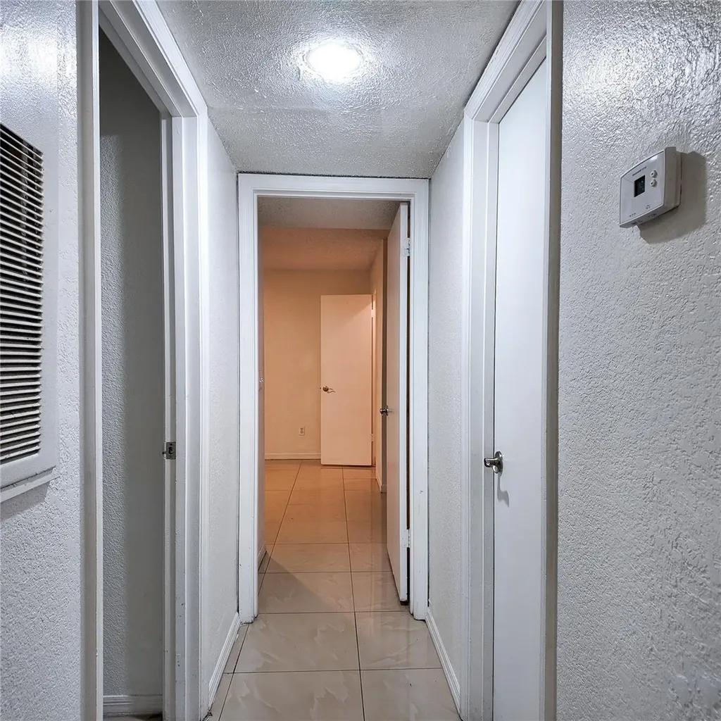 5152 Conroy Road Orlando FL 32811