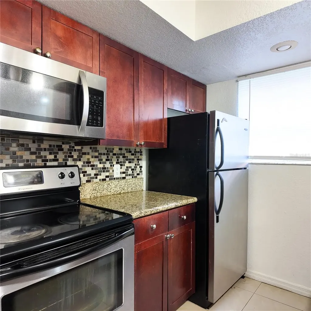 5152 Conroy Road Orlando FL 32811