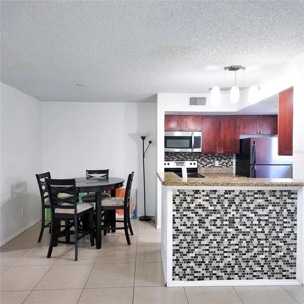 5152 Conroy Road Orlando FL 32811