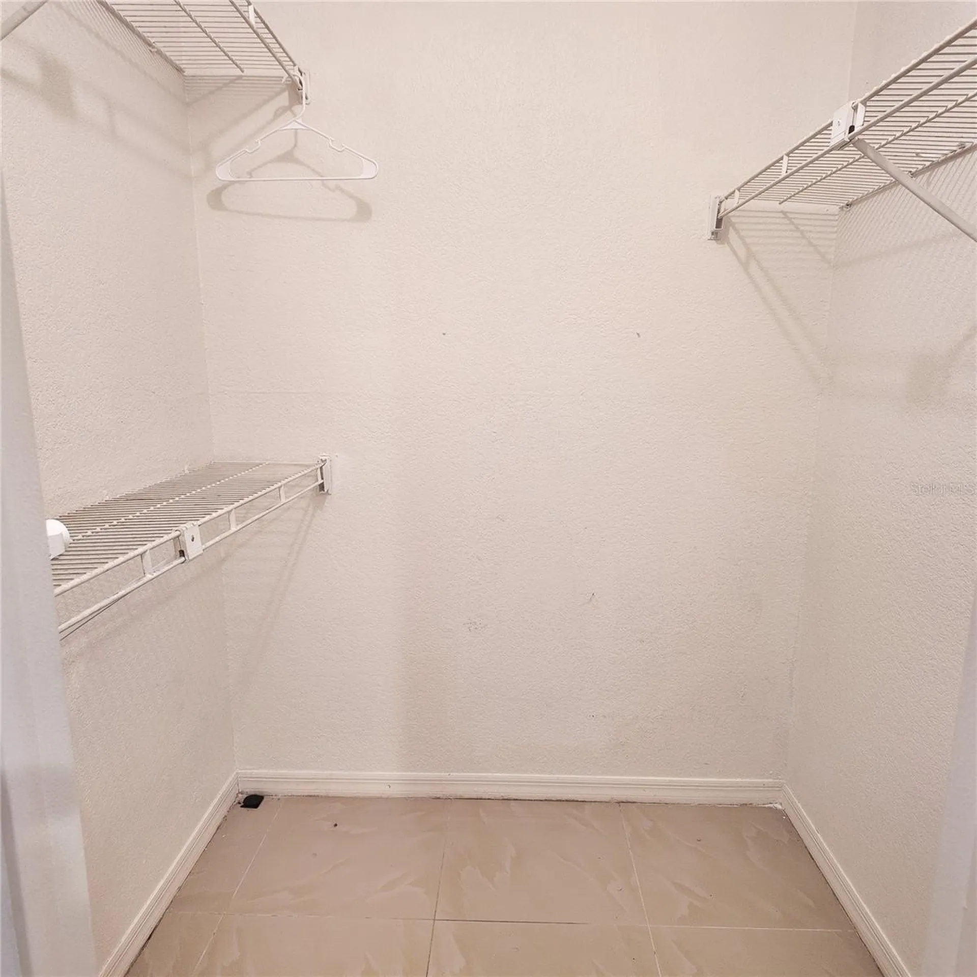 5152 Conroy Road Orlando FL 32811
