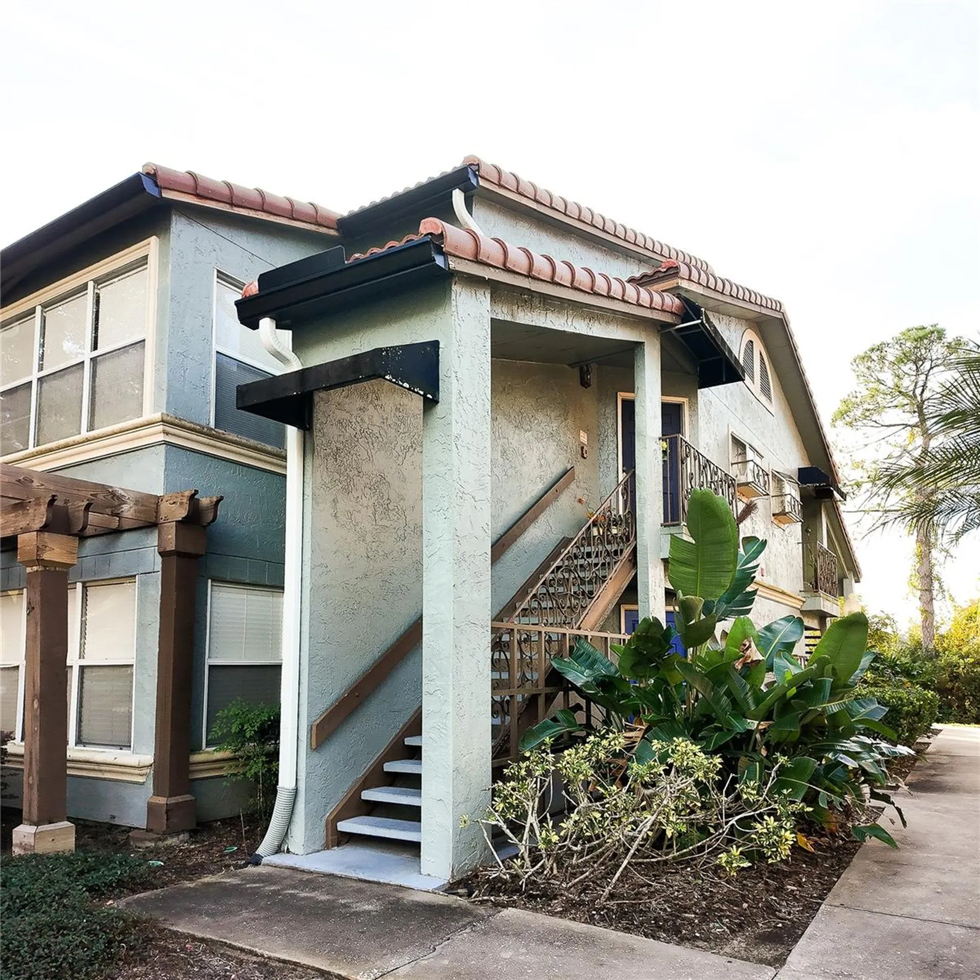 5152 Conroy Road Orlando FL 32811