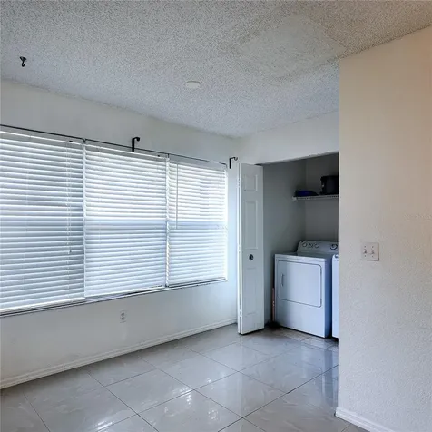 5152 Conroy Road Orlando FL 32811