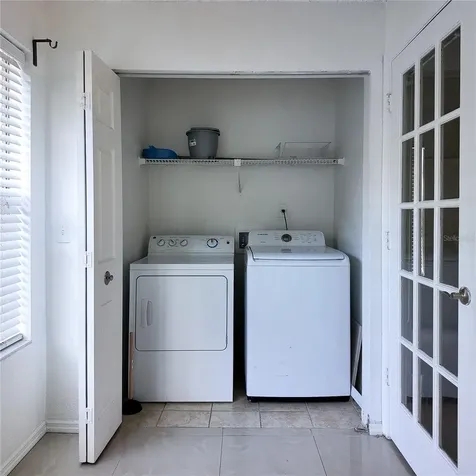 5152 Conroy Road Orlando FL 32811