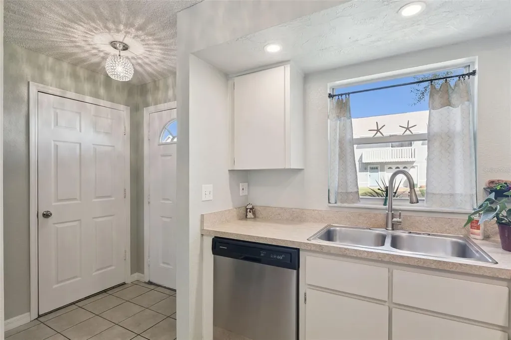 721 Laurel Bay Circle New Smyrna Beach FL 32169