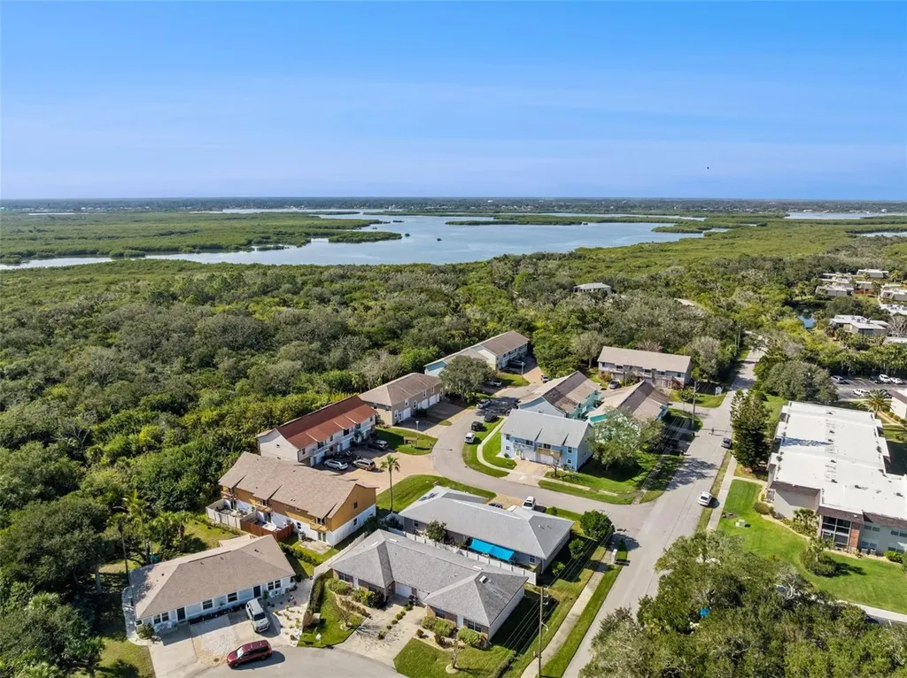 721 Laurel Bay Circle New Smyrna Beach FL 32169