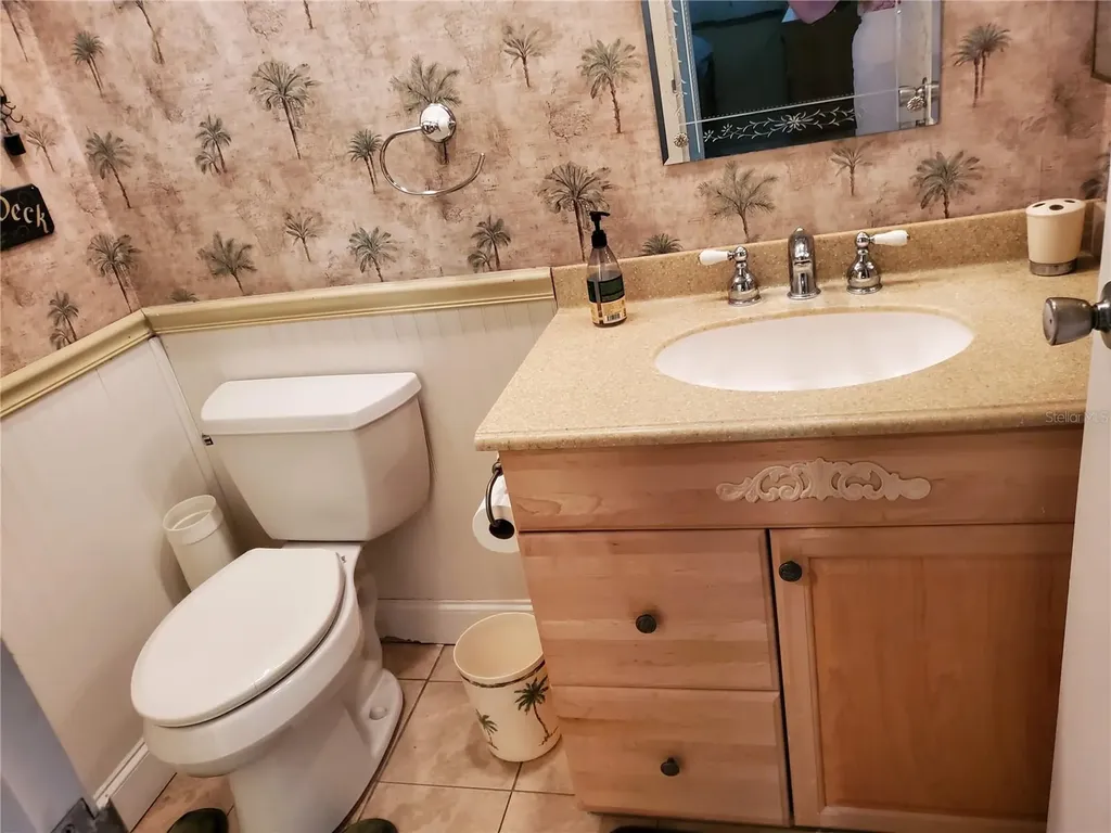 201 Bedford Trail Sun City Center FL 33573