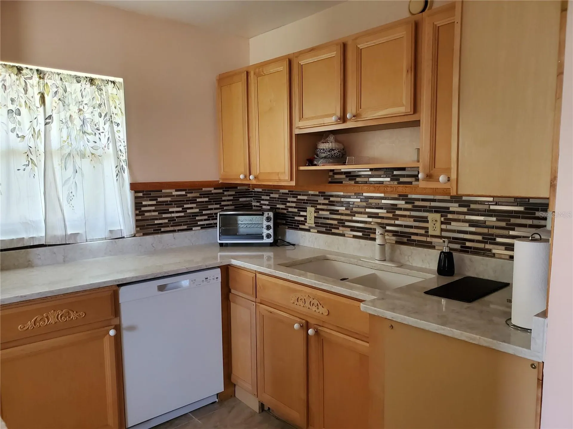 201 Bedford Trail Sun City Center FL 33573