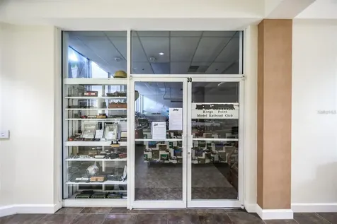 201 Bedford Trail Sun City Center FL 33573