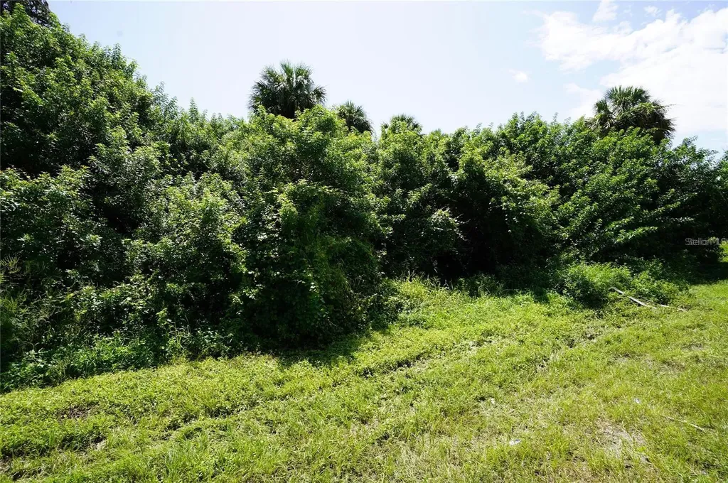 10 Warrington Boulevard Port Charlotte FL 33954