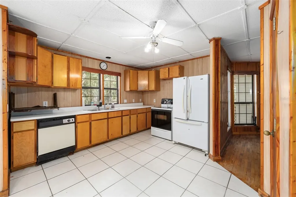 5538 SE Highway 42 Summerfield FL 34491