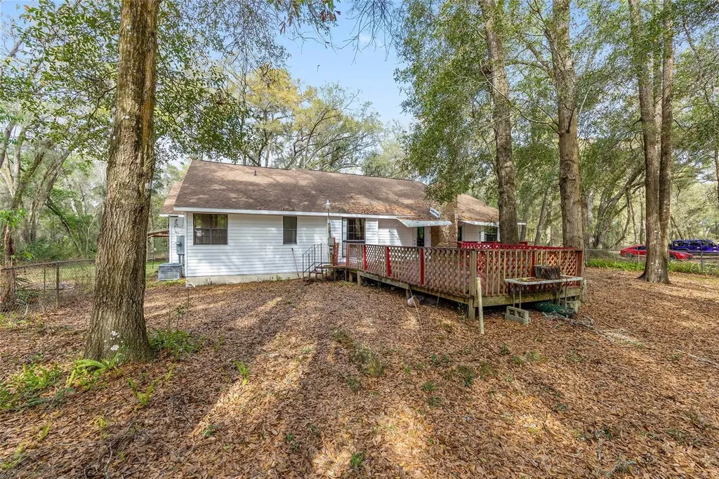 5538 SE Highway 42 Summerfield FL 34491