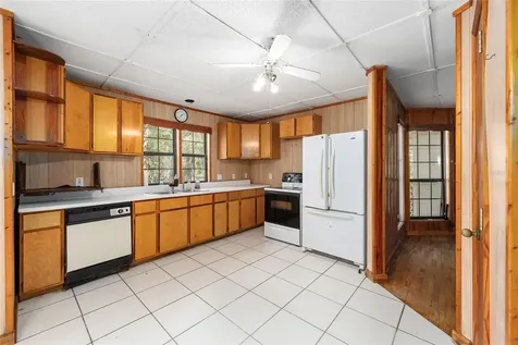 5538 SE Highway 42 Summerfield FL 34491