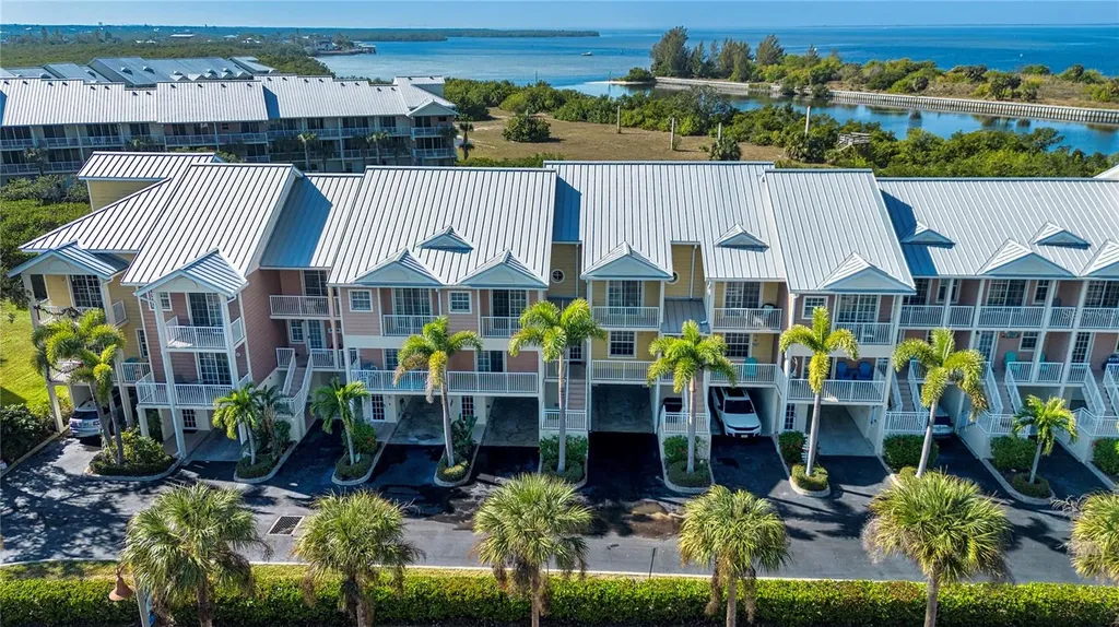464 Bahia Beach Boulevard Ruskin FL 33570