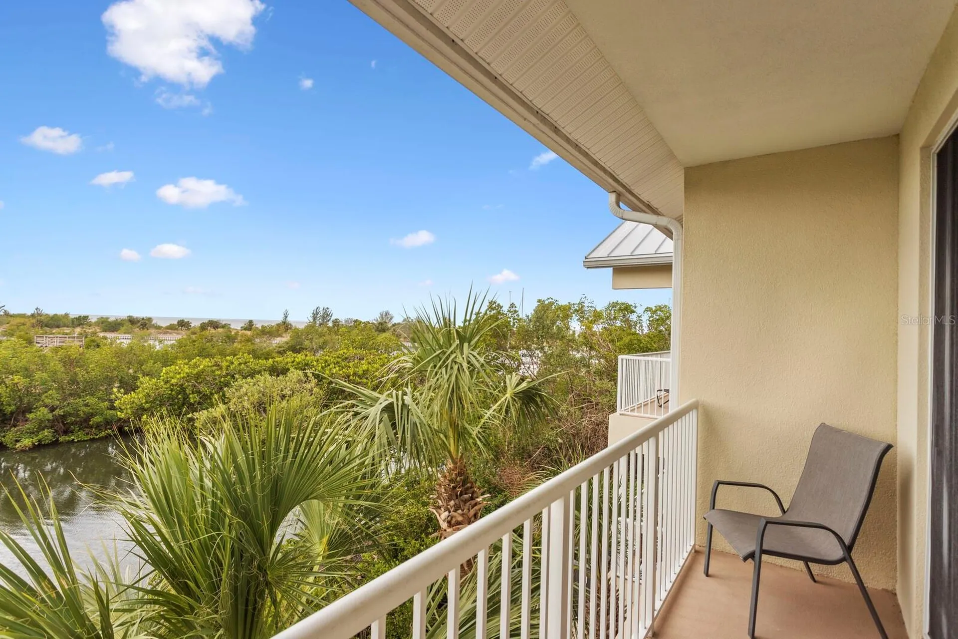 464 Bahia Beach Boulevard Ruskin FL 33570