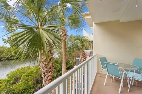 464 Bahia Beach Boulevard Ruskin FL 33570