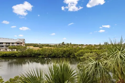 464 Bahia Beach Boulevard Ruskin FL 33570