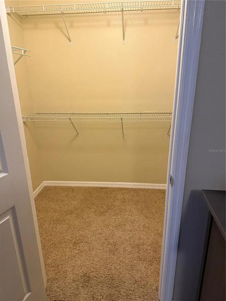 4717 Hollingsworth Avenue Sarasota FL 34233