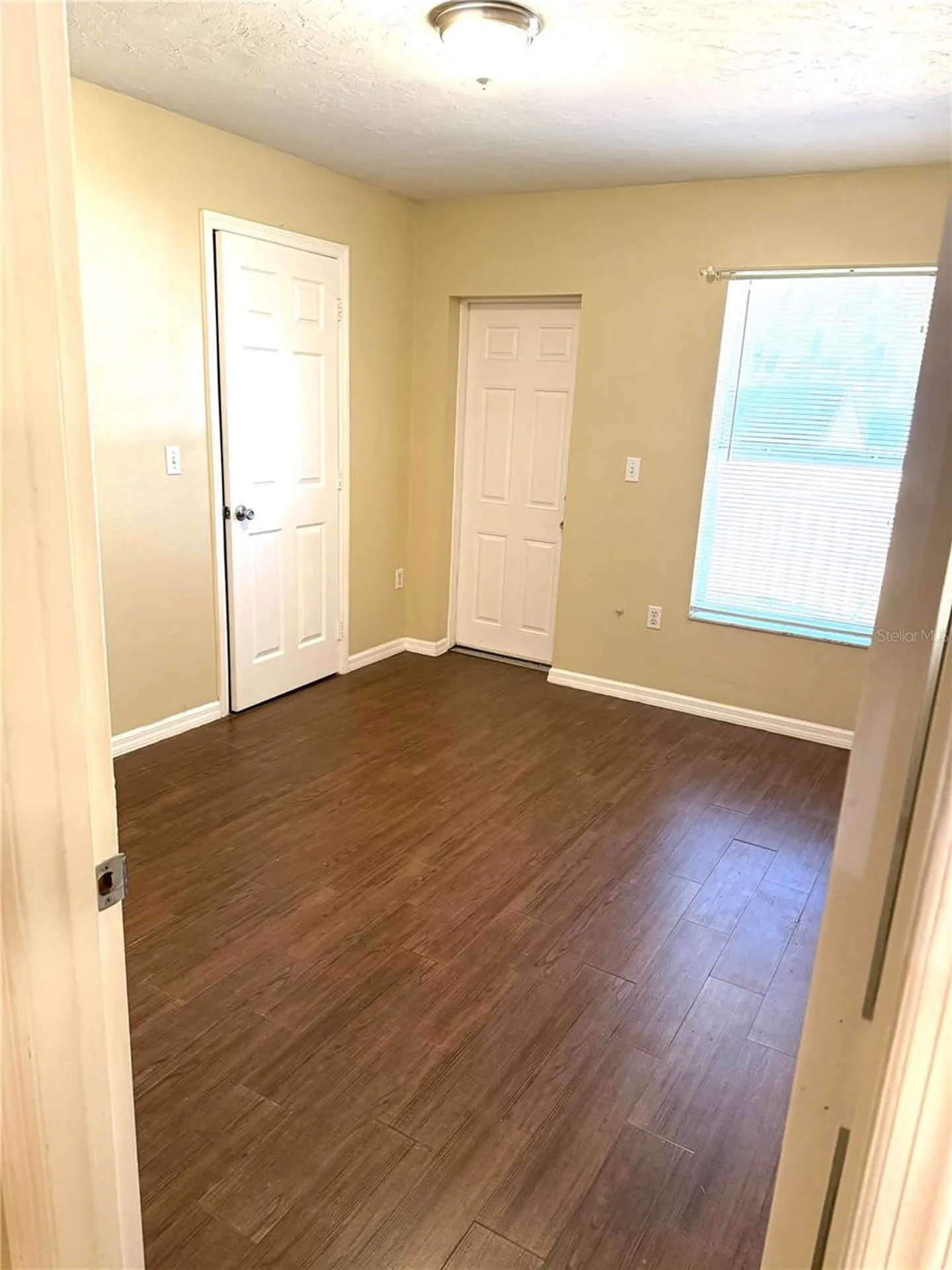 4717 Hollingsworth Avenue Sarasota FL 34233