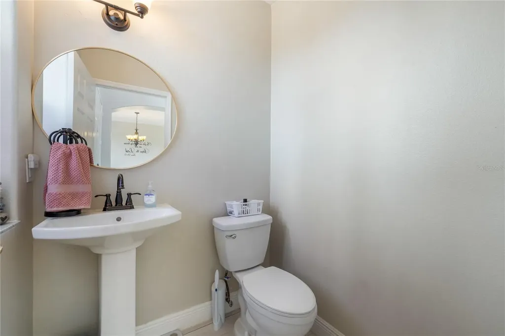 1524 The Oaks Boulevard Kissimmee FL 34746