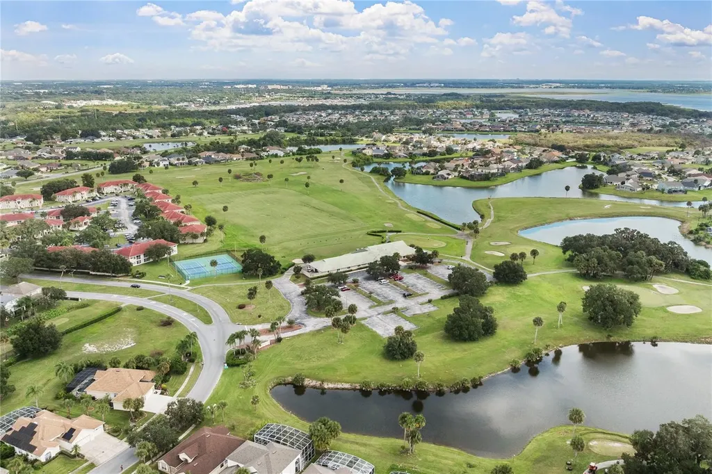 1524 The Oaks Boulevard Kissimmee FL 34746