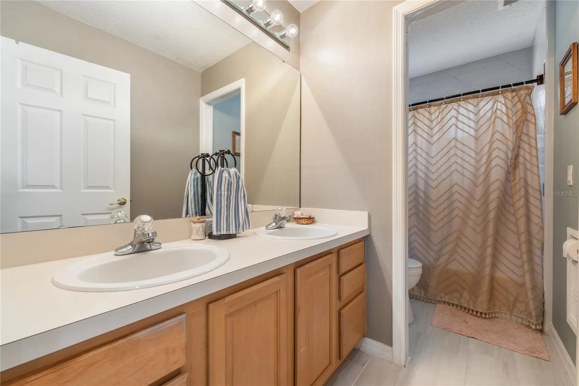 1524 The Oaks Boulevard Kissimmee FL 34746