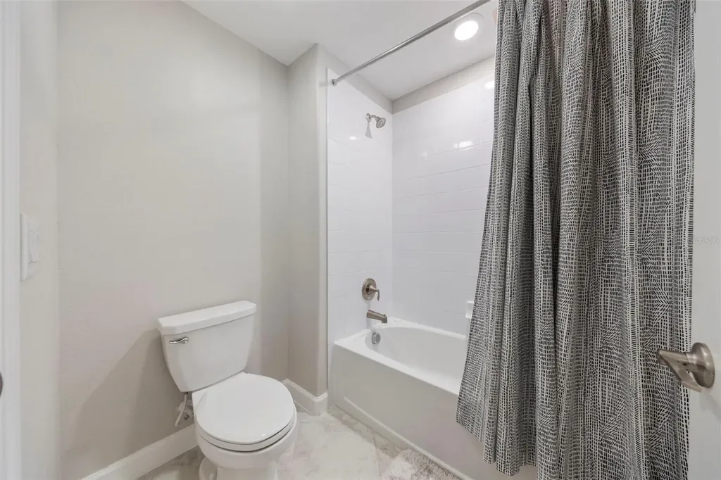 3138 Hilliard Drive Wesley Chapel FL 33543