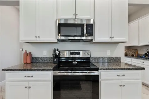 3138 Hilliard Drive Wesley Chapel FL 33543