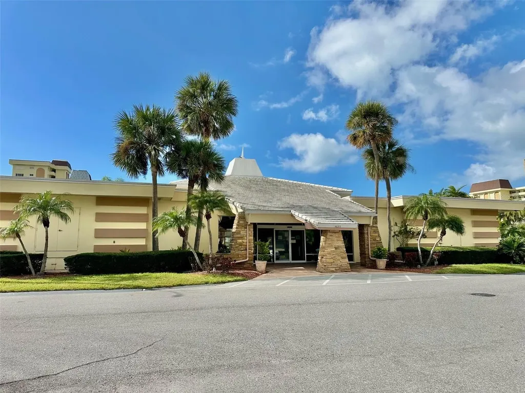 4550 Cove Circle St Petersburg FL 33708