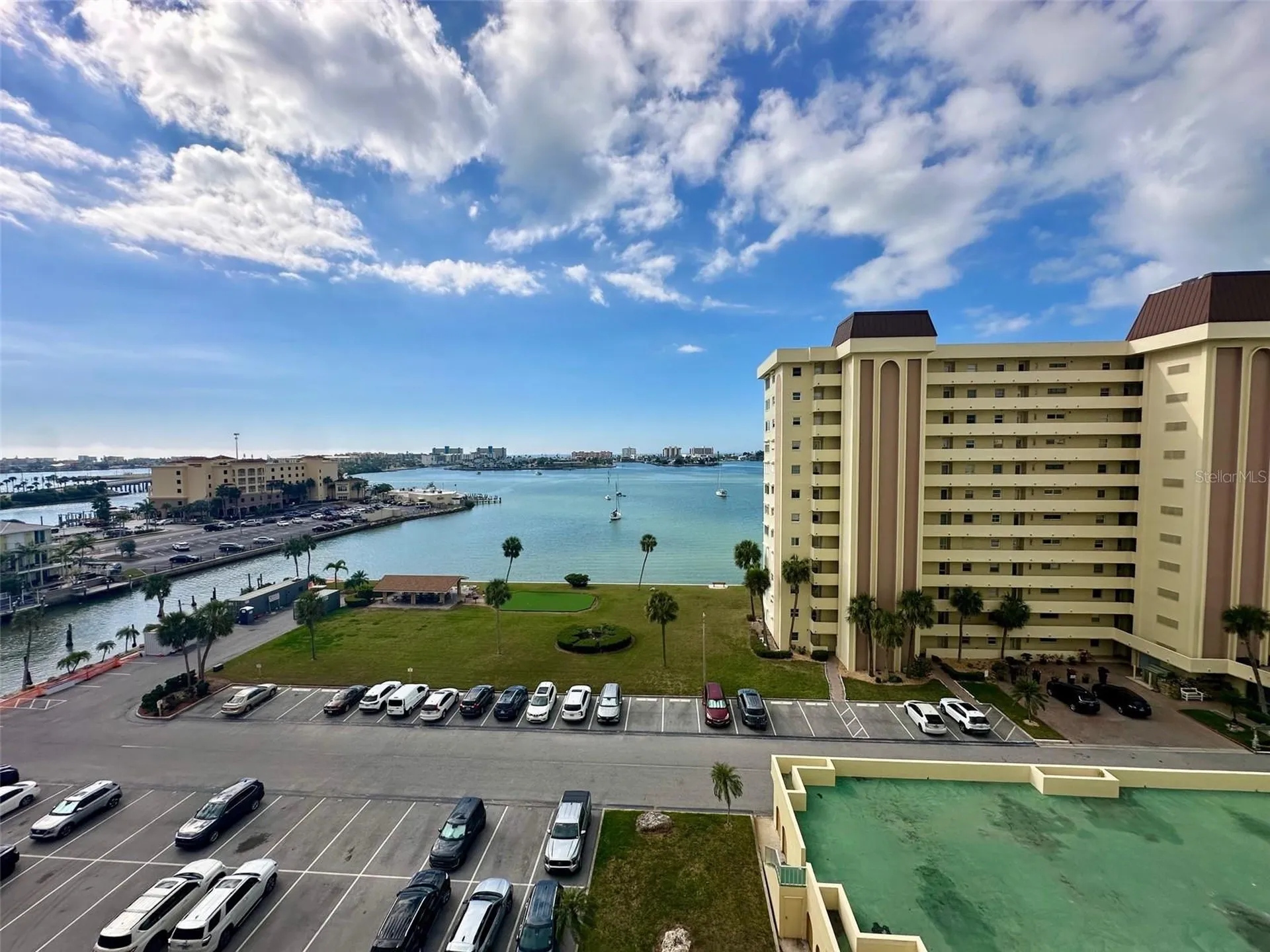 4550 Cove Circle St Petersburg FL 33708