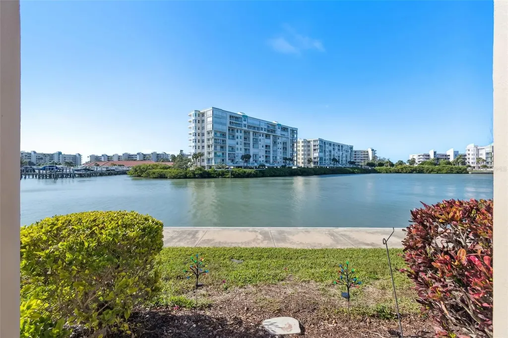 7930 Sun Island Drive S South Pasadena FL 33707